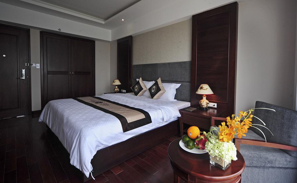 Moonlight Hotel Hue Exterior foto