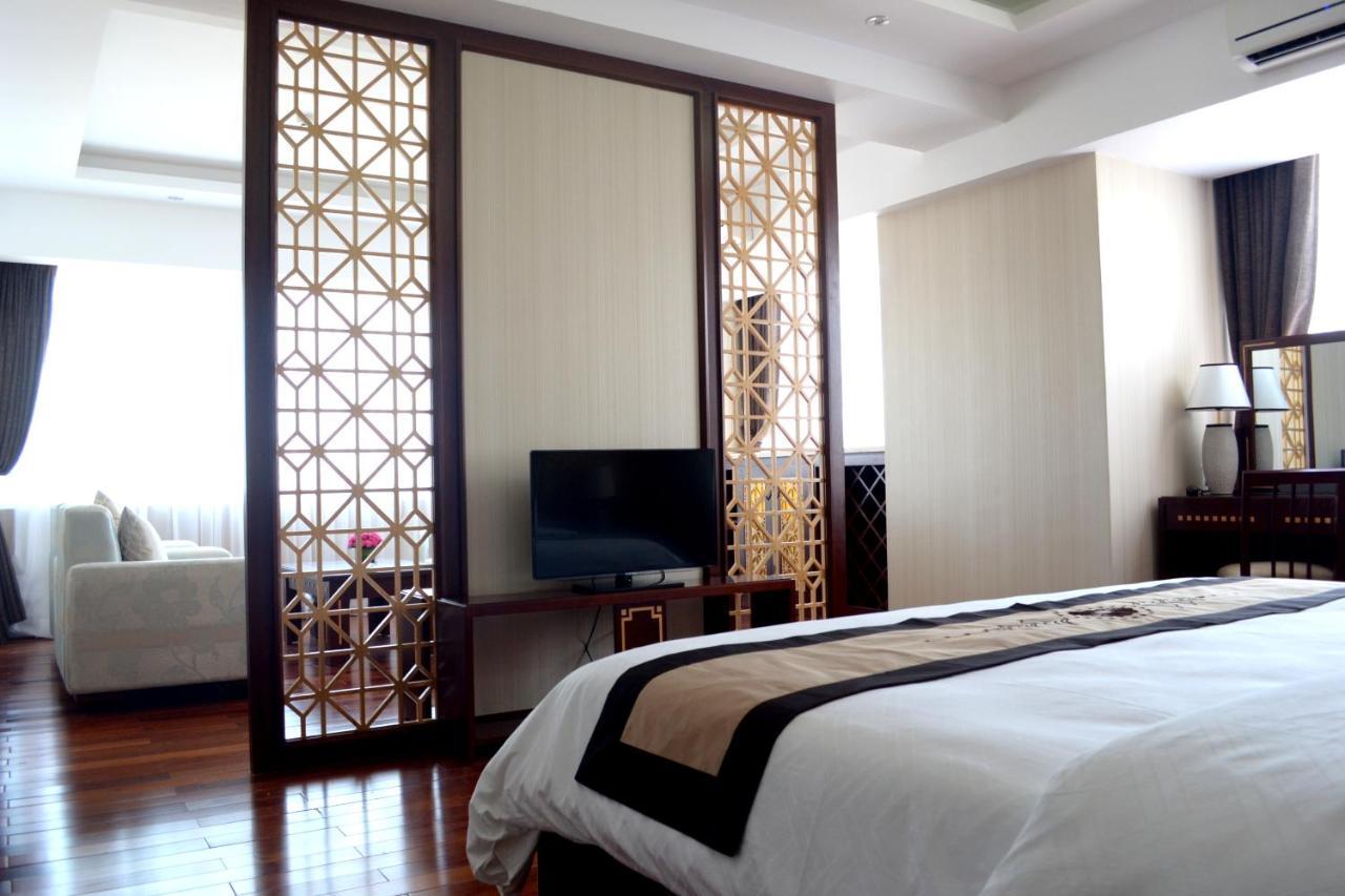 Moonlight Hotel Hue Exterior foto